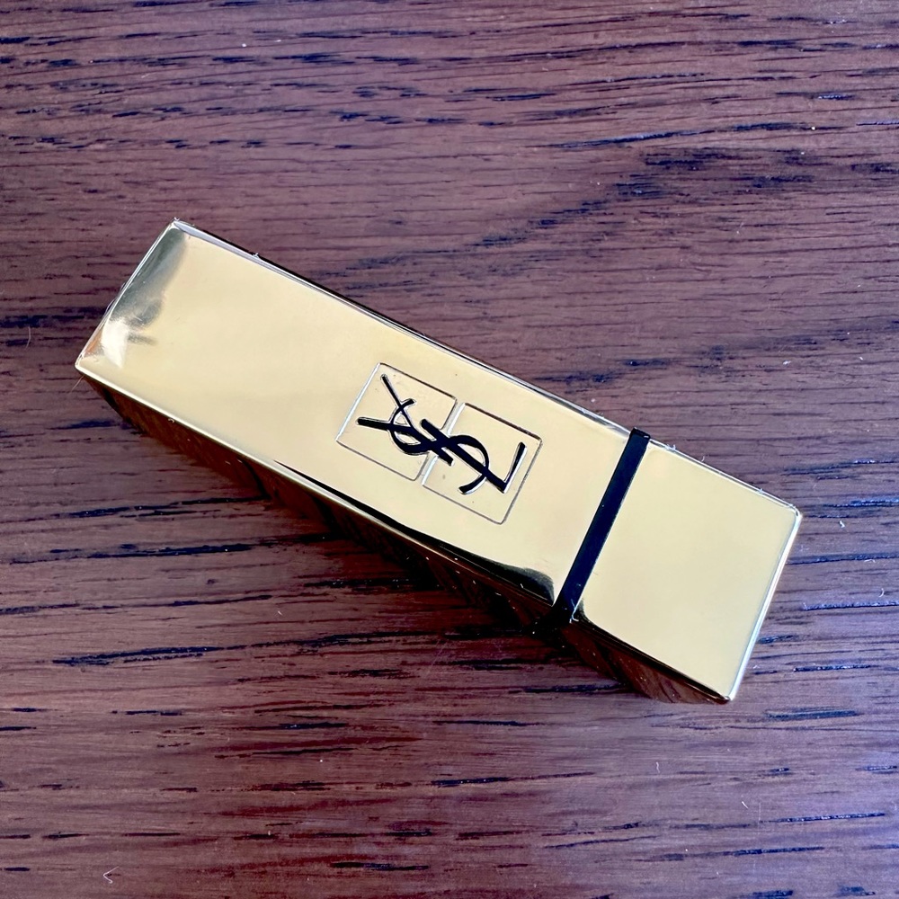 New YSL Yves Saint Laurent Rouge Pur Couture The Mats 215 lipstick Lust for Pink
